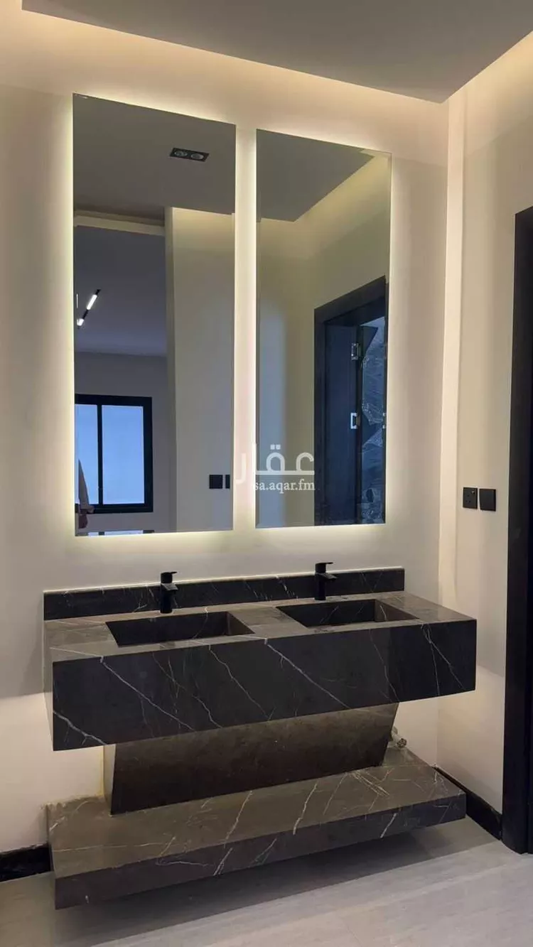 دور للبيع في شارع عيسى الملاحي, حي الصفاء, مدينة الرياض, منطقة الرياض صورة 4