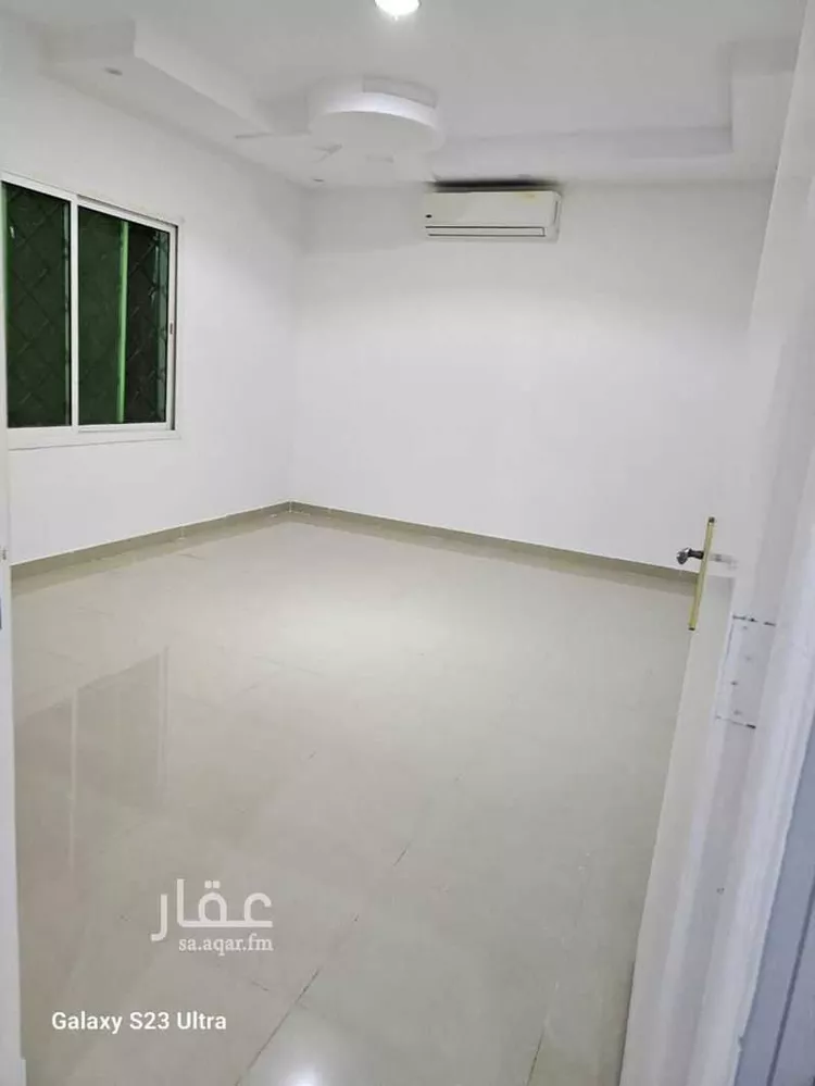 فيلا للبيع في شارع حالة عمار, حي عكاظ, مدينة الرياض, منطقة الرياض صورة 4