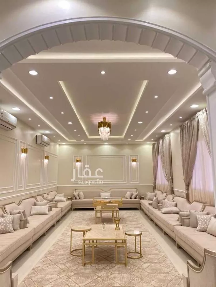 فيلا للبيع في شارع علي ابن حسن الشويطر, حي المهدية, مدينة الرياض, منطقة الرياض 7