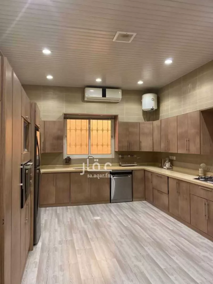 فيلا للبيع في شارع علي ابن حسن الشويطر, حي المهدية, مدينة الرياض, منطقة الرياض صورة 5