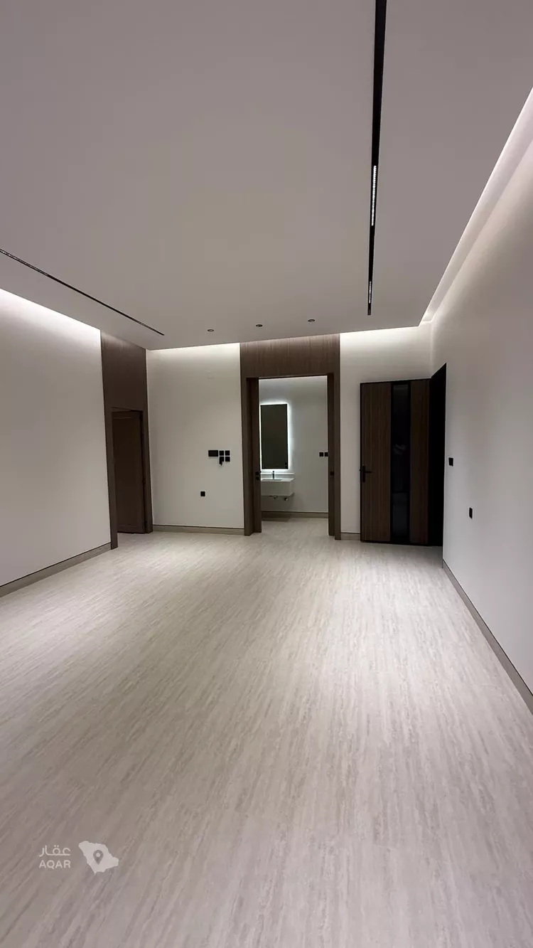 Floor for Sale in Riyadh Ar Rawabi 4