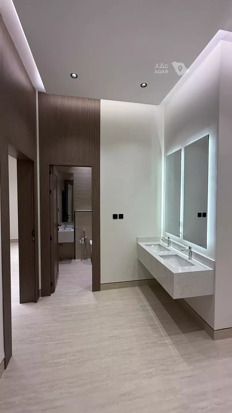 Floor for Sale in Riyadh Ar Rawabi 2