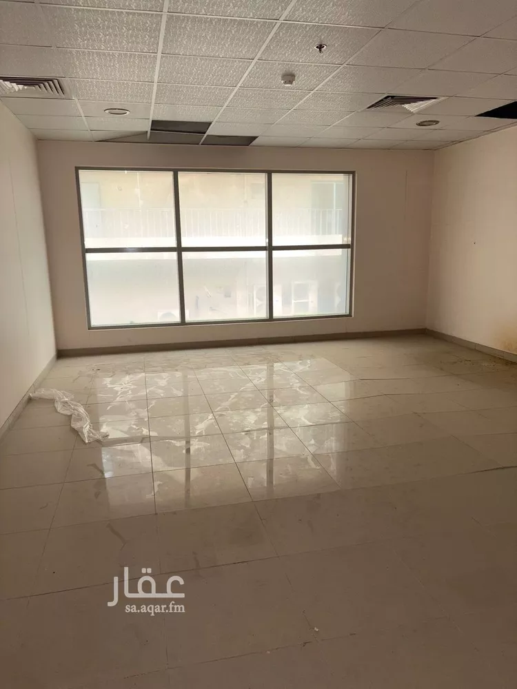 عمارة للإيجار في شارع طريق الملك عبدالعزيز, حي الخبرالشمالية, مدينة الخبر, المنطقة الشرقية صورة 2