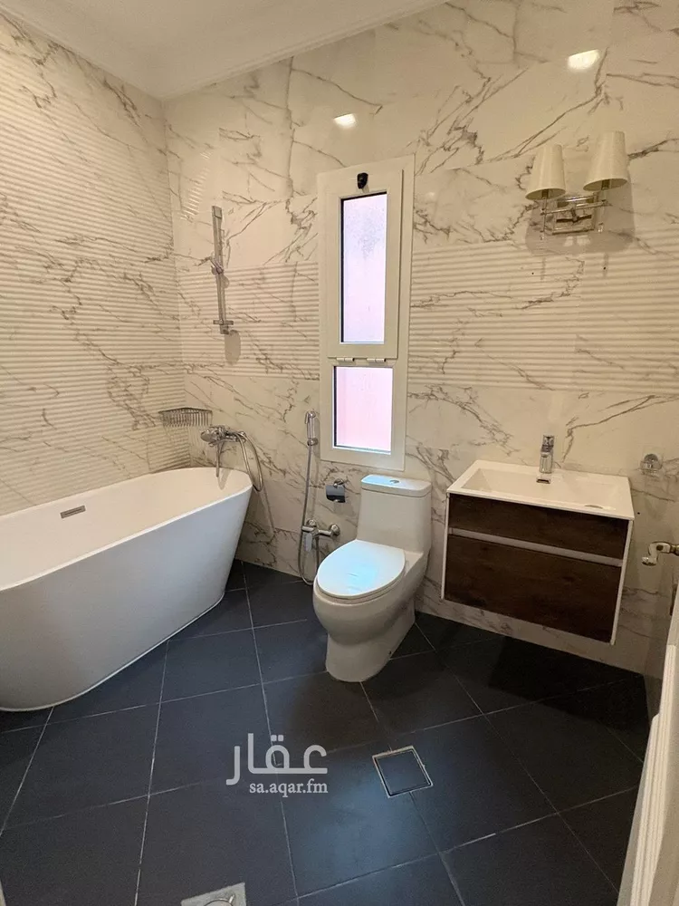 فيلا للبيع في شارع ابراهيم الدينوري, حي الدوحة الجنوبية, مدينة الظهران, المنطقة الشرقية صورة 5