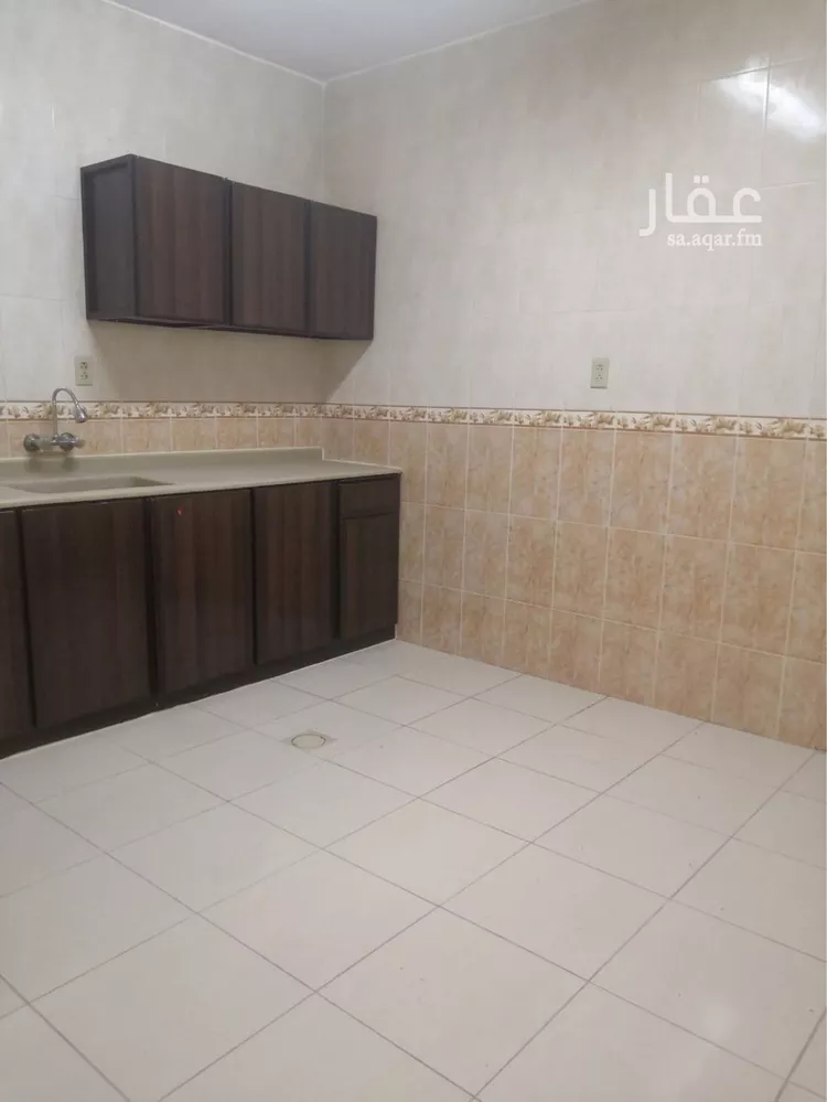 شقة للإيجار في شارع الامير ممدوح ابن عبدالعزيز, حي مدينة العمال, مدينة الخبر, المنطقة الشرقية صورة 4