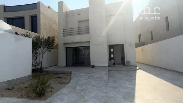 فيلا للإيجار في حي البحيرة, مدينة الخبر, المنطقة الشرقية