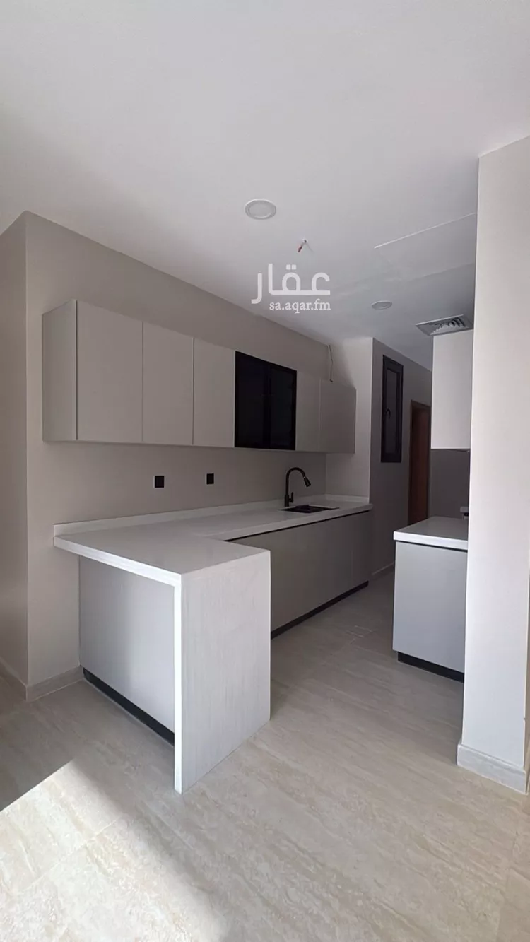 شقة للإيجار في شارع الالمعي, حي البندرية, مدينة الخبر, المنطقة الشرقية صورة 3