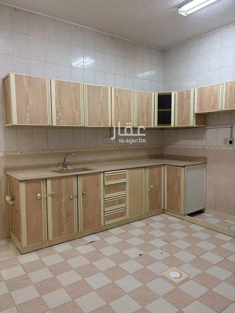 شقة للإيجار في شارع الامير ناصر ابن عبدالعزيز, حي الخبرالشمالية, مدينة الخبر, المنطقة الشرقية صورة 3