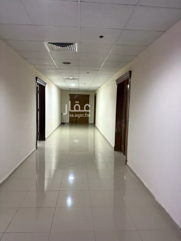 عمارة للإيجار في شارع طريق الملك عبدالعزيز, حي الخبرالشمالية, مدينة الخبر, المنطقة الشرقية صورة 3