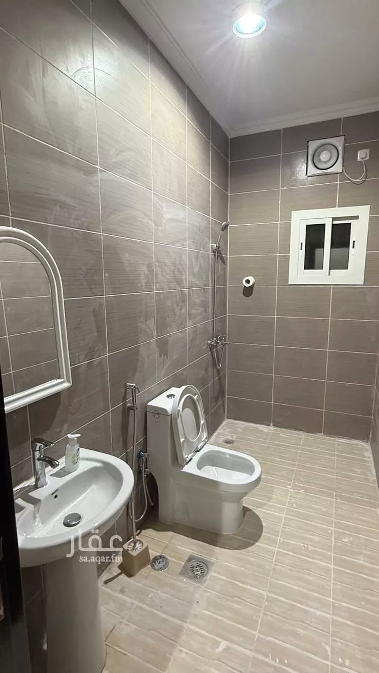 غرفة للإيجار في شارع عروس ابن المفترس ، المدينة المنورة ، منطقة المدينة المنورة صورة 2