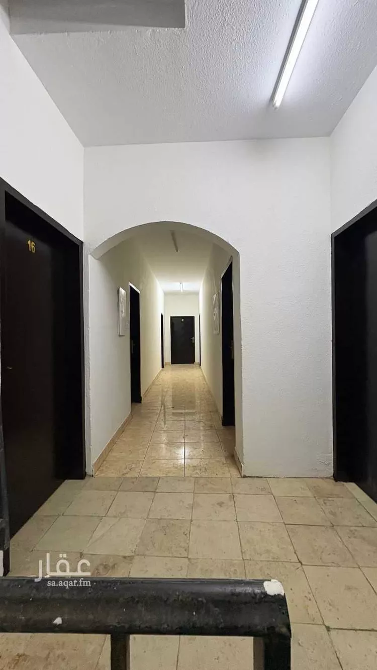 عمارة للبيع في شارع رغدان, حي ثليم, مدينة الرياض, منطقة الرياض صورة 2