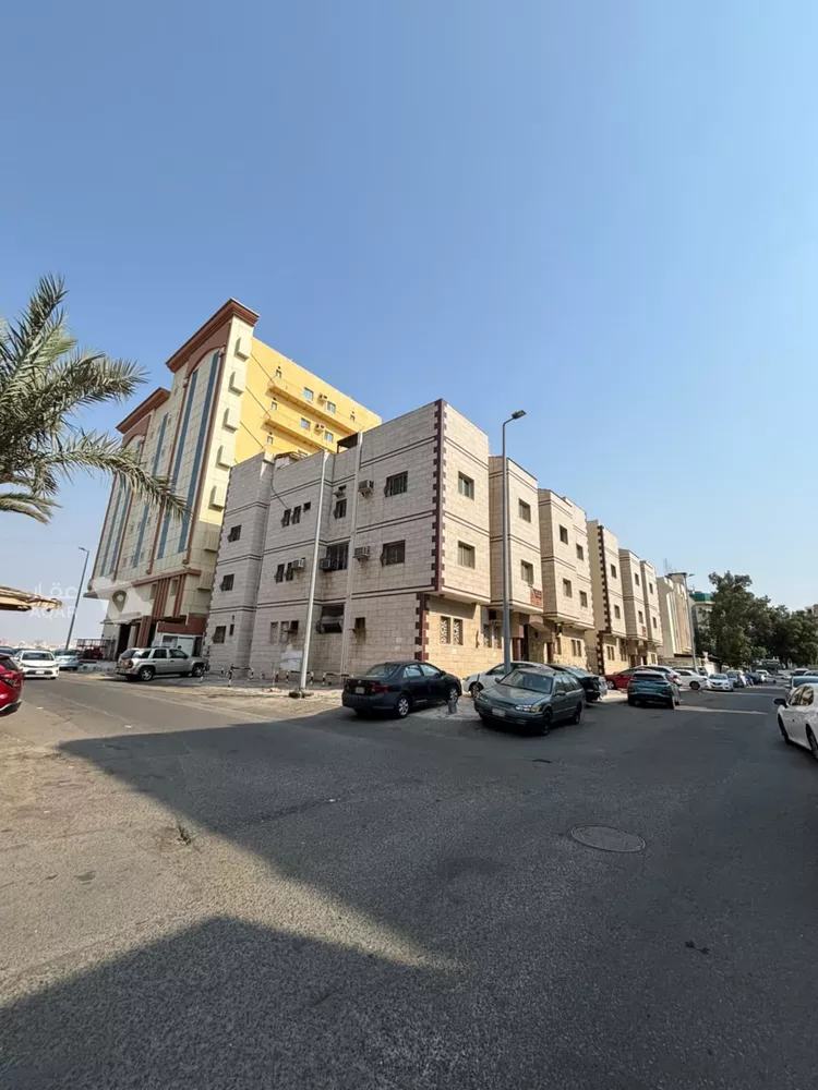 Building for Sale in Jeddah Al Bawadi