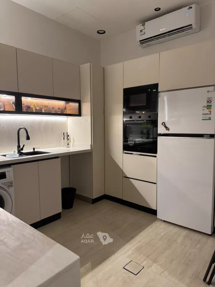 شقة للإيجار في شارع يوسف الجد, حي المهدية, مدينة الرياض, منطقة الرياض 7