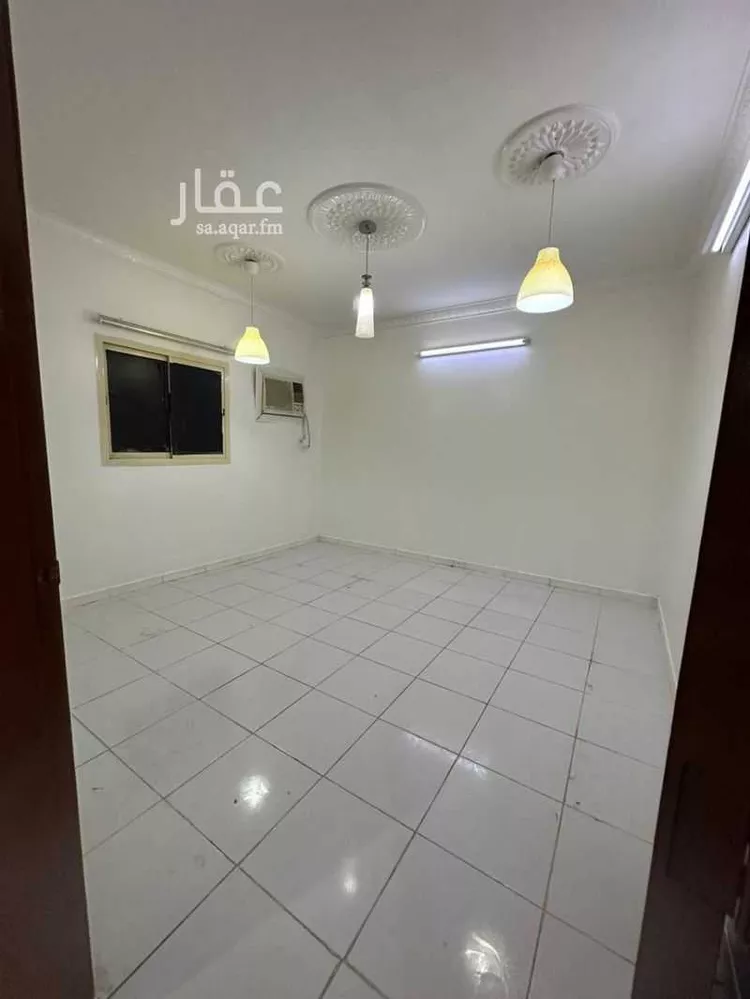 دور للإيجار في شارع الحكم بن كيسان المخزومي, حي نوارة, مدينة المزاحمية, منطقة الرياض