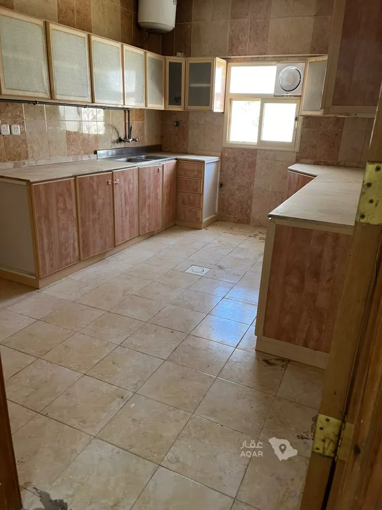 Apartment for Rent in Ahad Rufaidah Az Zuhur 7