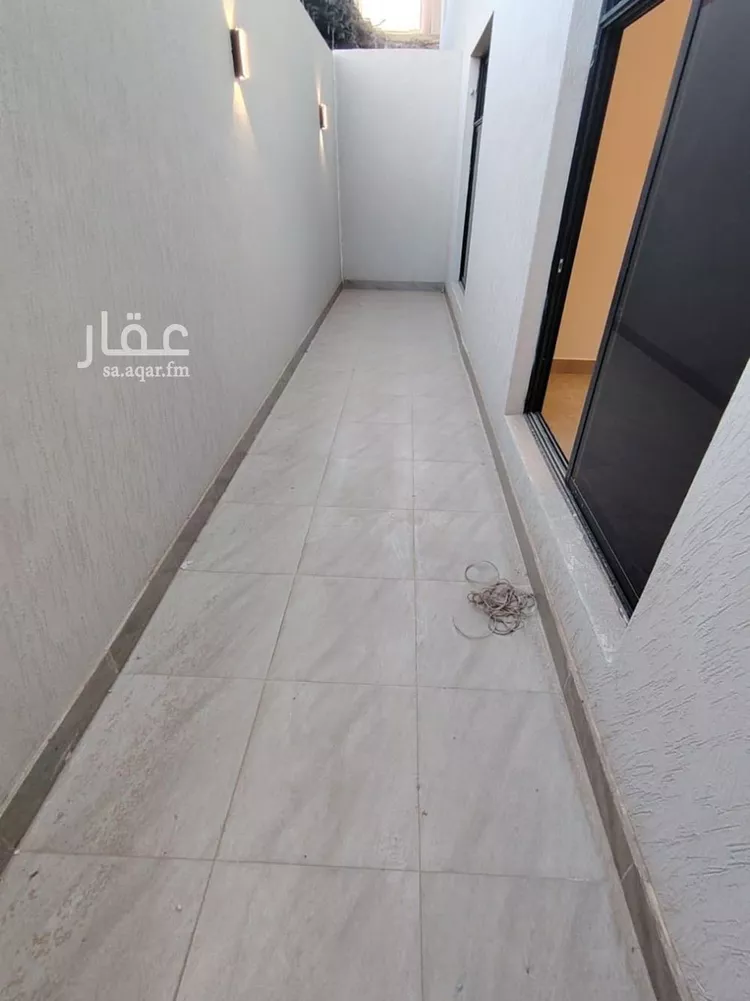 Floor for Sale in Riyadh Al Munsiyah 6