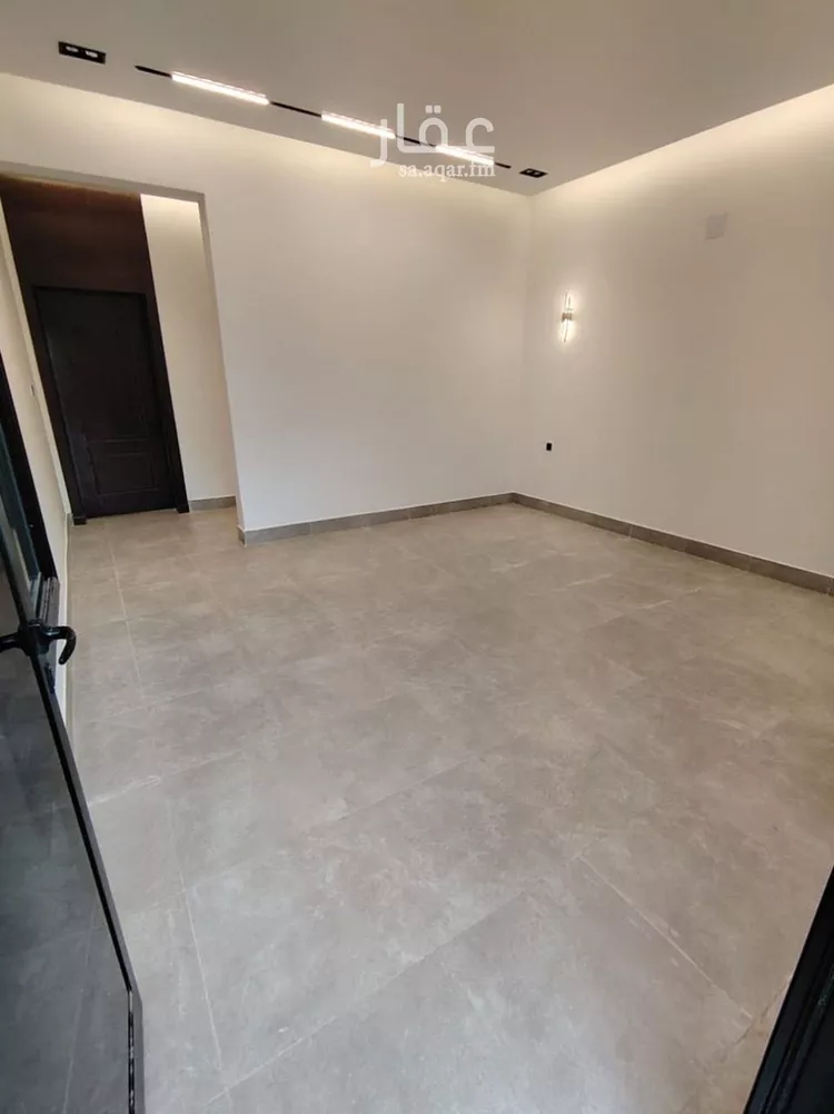Floor for Sale in Riyadh Al Munsiyah 10