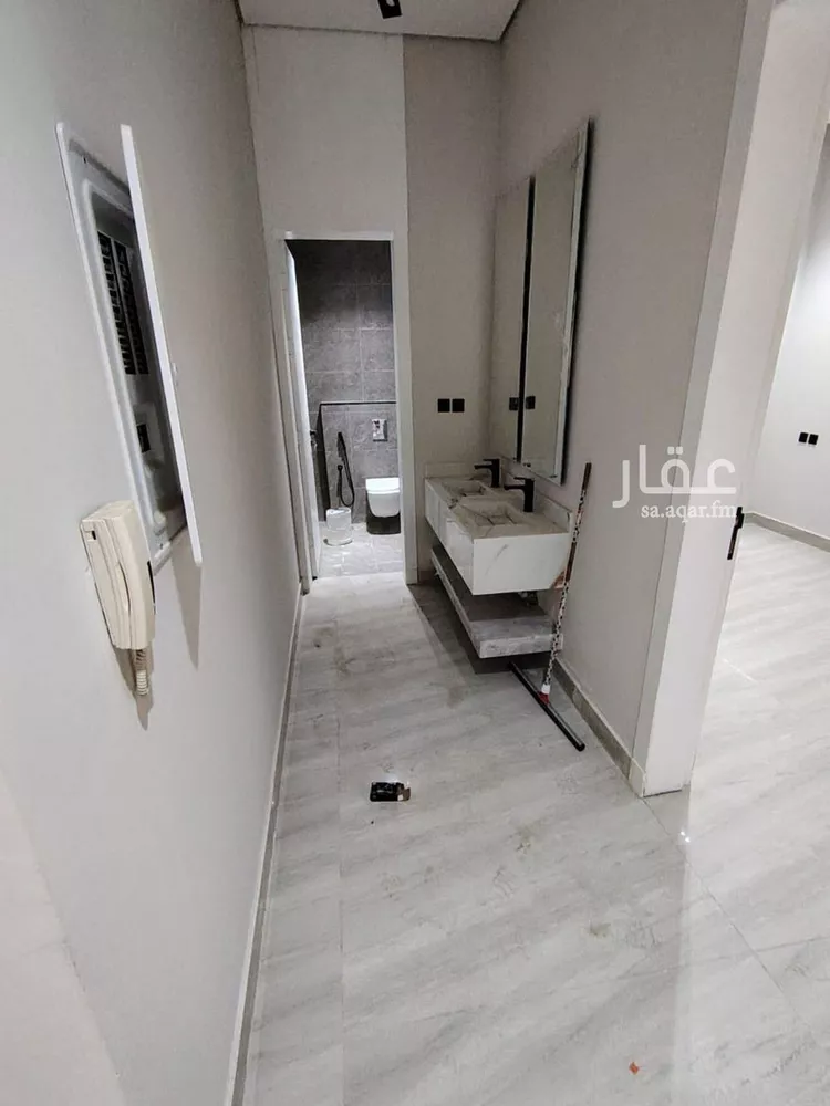 دور للبيع في شارع شارع, حي بدر, مدينة الرياض, منطقة الرياض 10