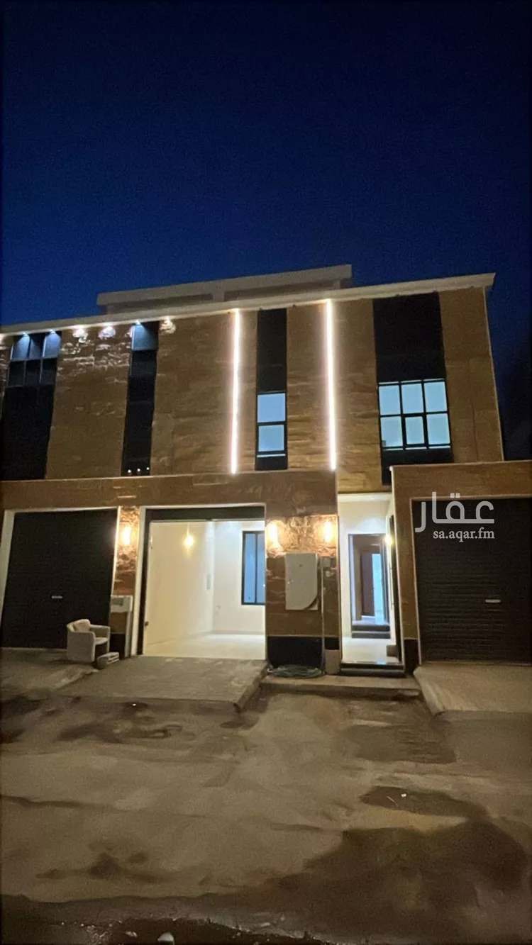 فيلا للبيع في شارع محمد بن الحبال, حي الرمال, مدينة الرياض, منطقة الرياض 1 صورة
