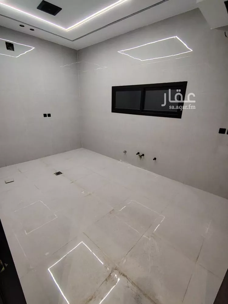 Floor for Sale in Riyadh An Nadhim 6