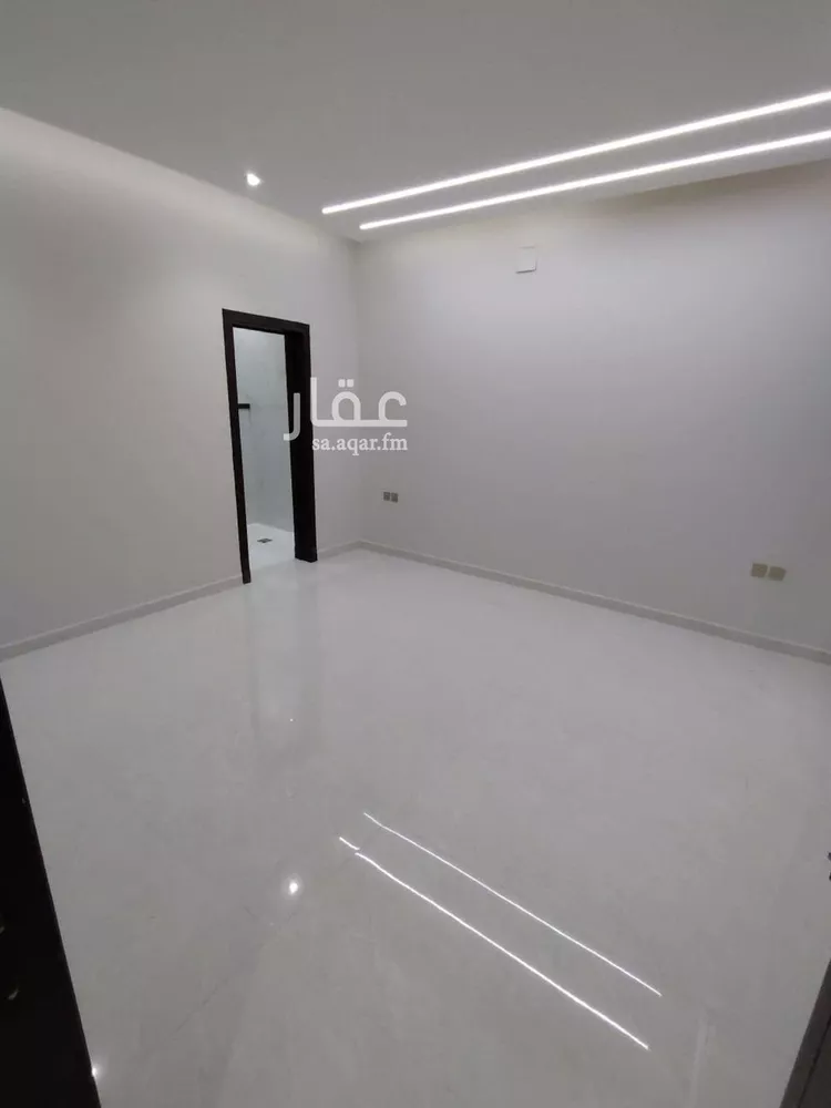 دور للبيع في شارع حسين الجزيري, حي الرمال, مدينة الرياض, منطقة الرياض 6