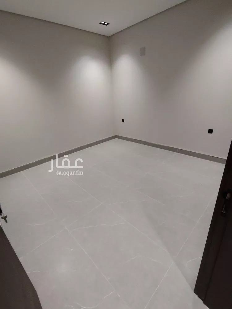 شقة للبيع في شارع العينين, حي إشبيلية, مدينة الرياض, منطقة الرياض صورة 3