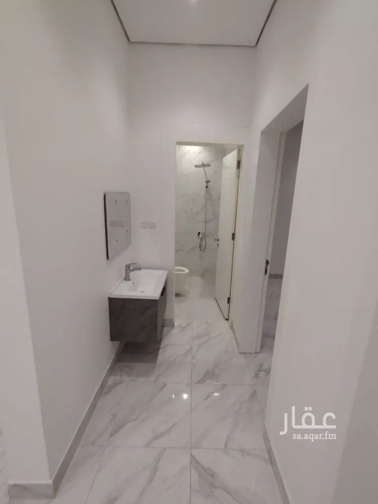 دور للبيع في شارع نهر أم الربيع, حي القادسية, مدينة الرياض, منطقة الرياض 8