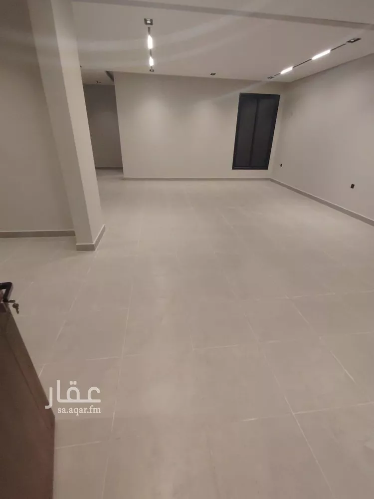 دور للبيع في شارع نويعمه, حي اليرموك, مدينة الرياض, منطقة الرياض صورة 3