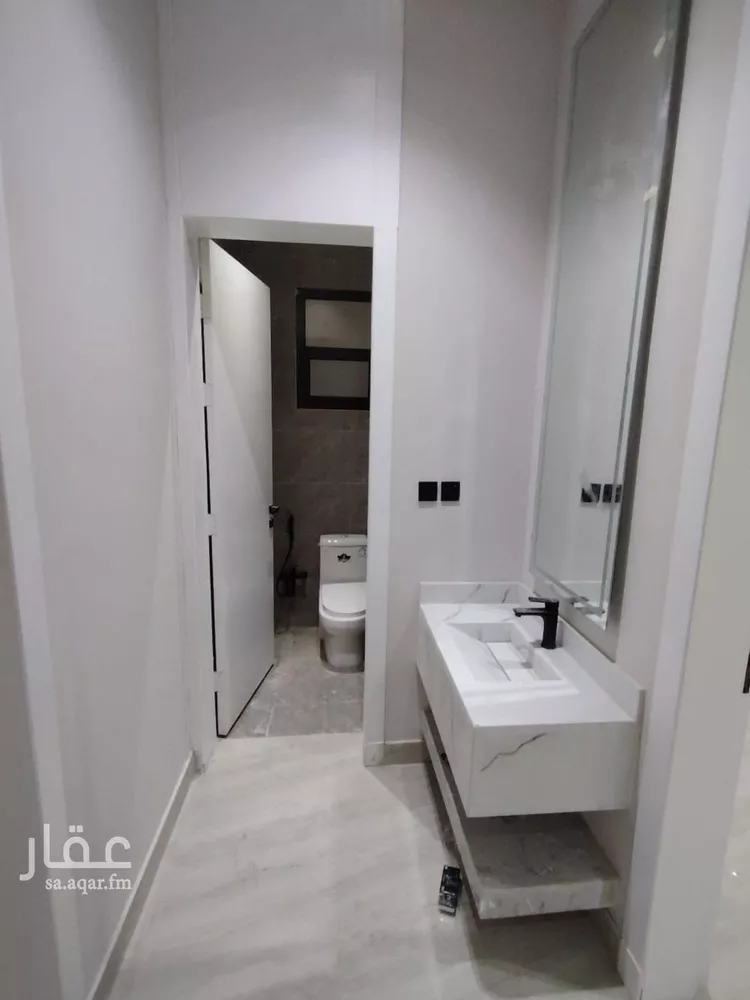 دور للبيع في شارع شارع, حي بدر, مدينة الرياض, منطقة الرياض 7