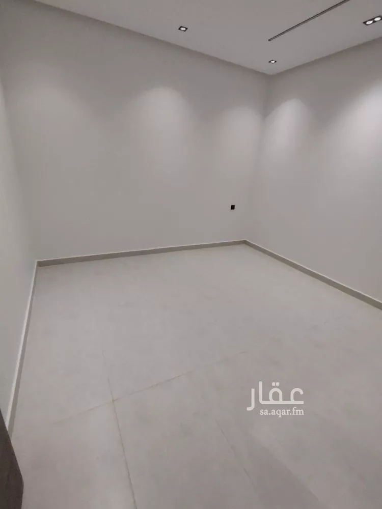 شقة للبيع في شارع معقل بن عامر, حي الرمال, مدينة الرياض, منطقة الرياض صورة 3