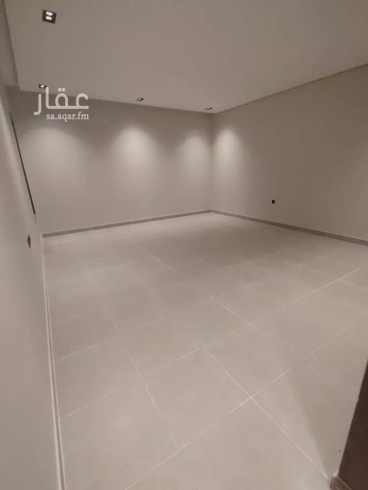 دور للبيع في شارع نويعمه, حي اليرموك, مدينة الرياض, منطقة الرياض 7