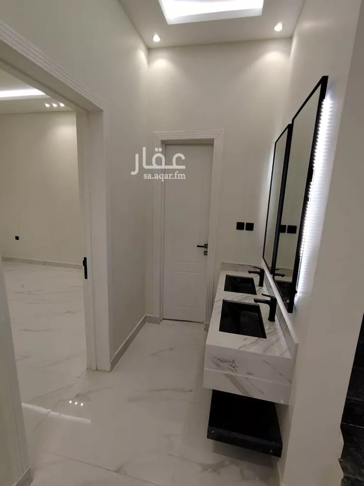 فيلا للبيع في شارع شارع, حي الجنادرية, مدينة الرياض, منطقة الرياض 7