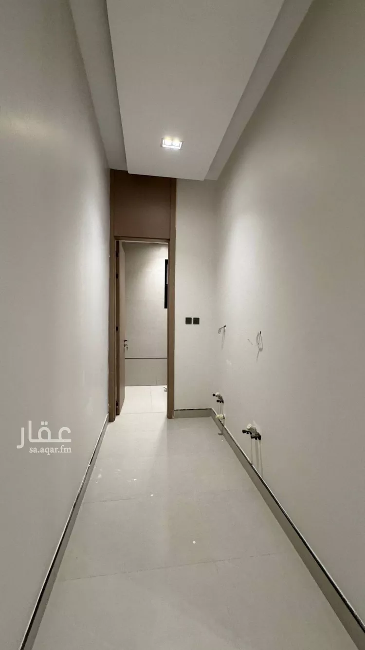 فيلا للبيع في شارع أبي الحسن علي الجرجاني4, حي الرمال, مدينة الرياض, منطقة الرياض 22