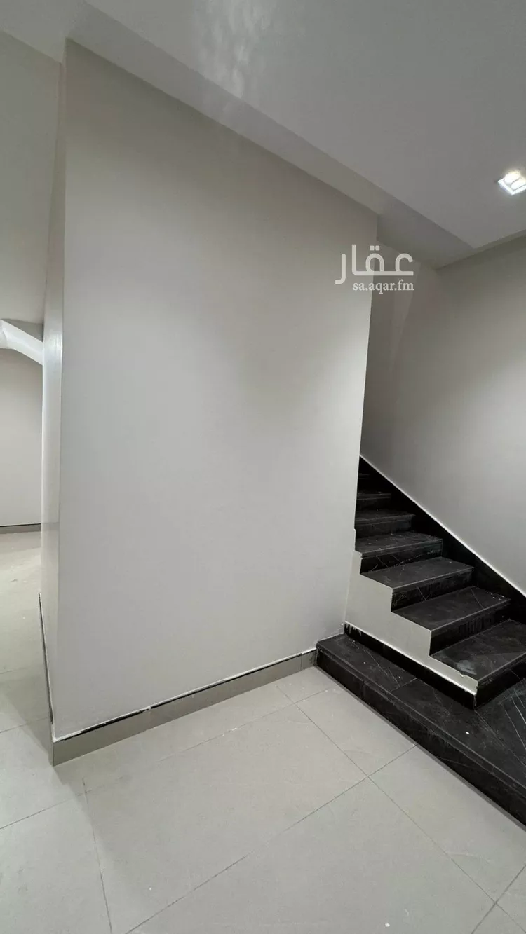 فيلا للبيع في شارع أبي الحسن علي الجرجاني4, حي الرمال, مدينة الرياض, منطقة الرياض 25