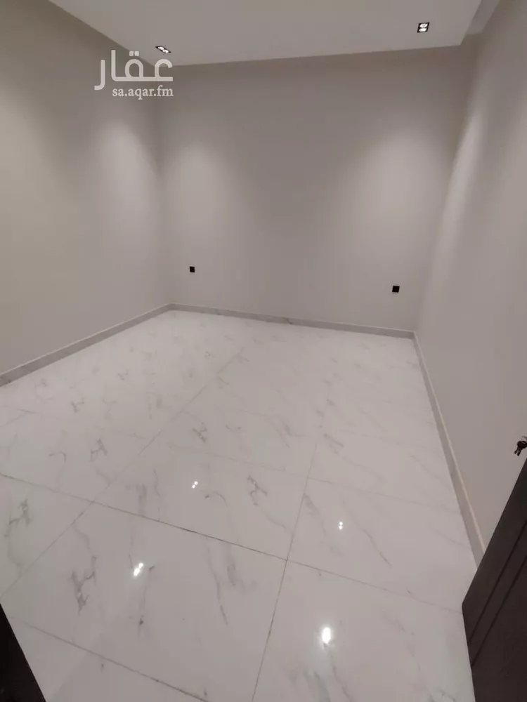 Floor for Sale in Riyadh Al Munsiyah صورة 3