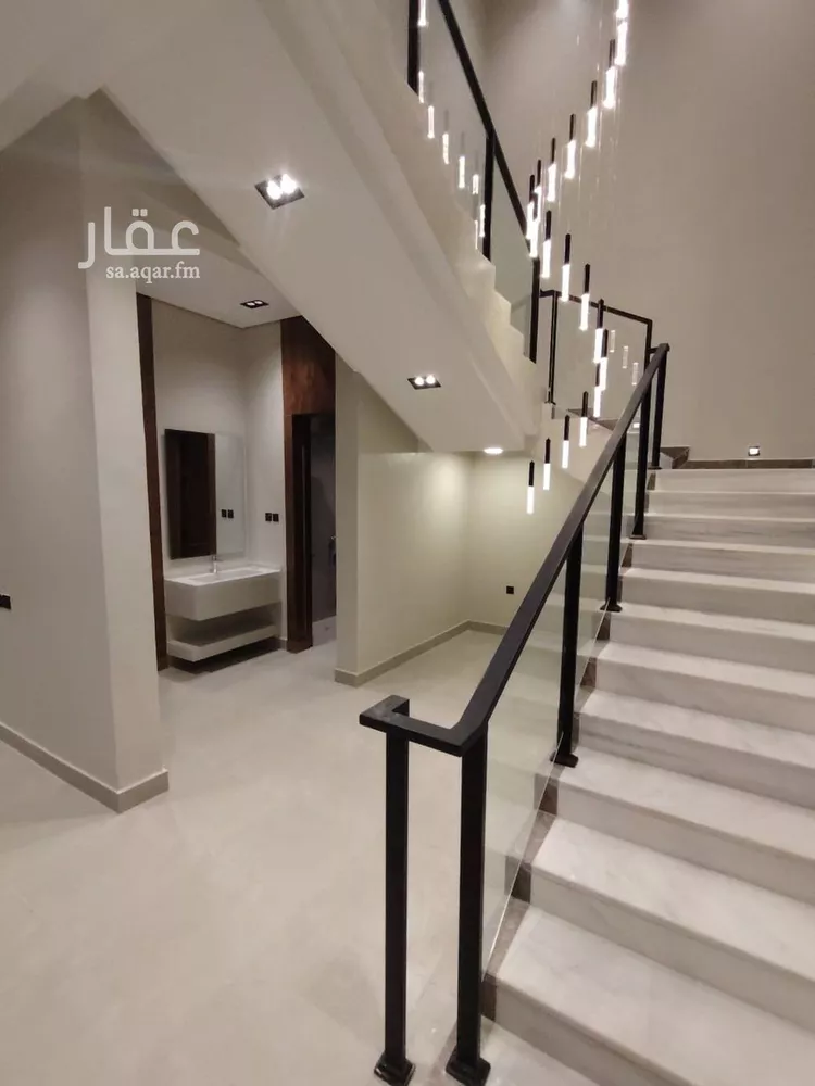 فيلا للبيع في شارع رقم 379, حي المونسية, مدينة الرياض, منطقة الرياض صورة 3