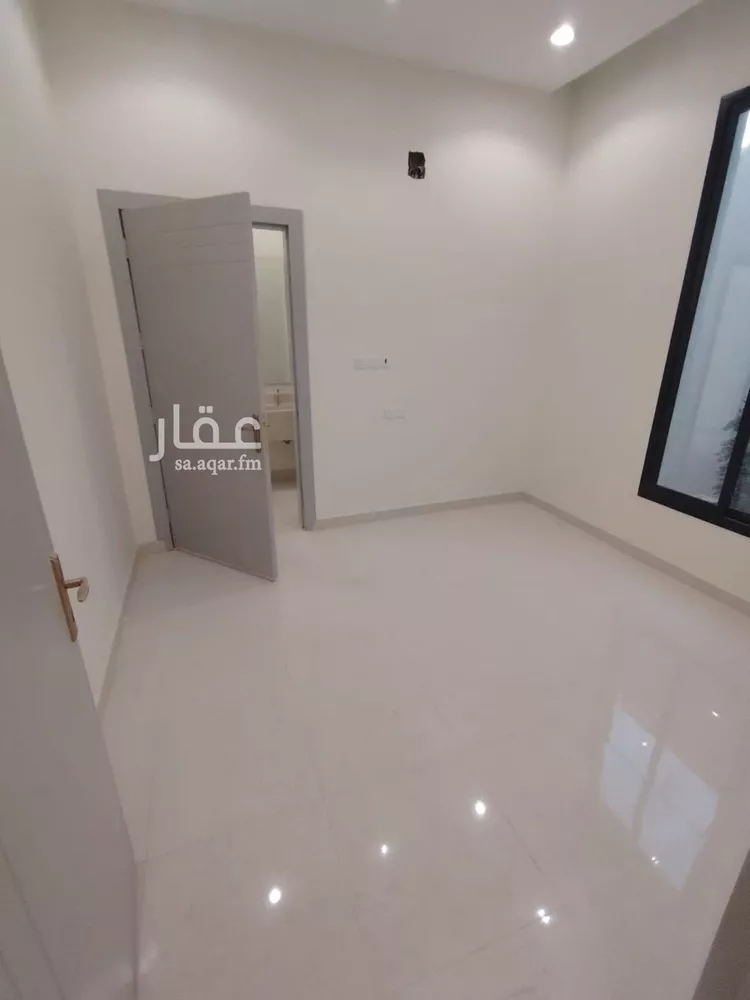 فيلا للبيع في شارع عمر الصفار, حي المرجان, مدينة الرياض, منطقة الرياض 18
