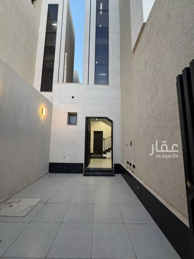 دور للبيع في شارع 19 المعيزيلة, حي المعيزيلة, مدينة الرياض, منطقة الرياض 12