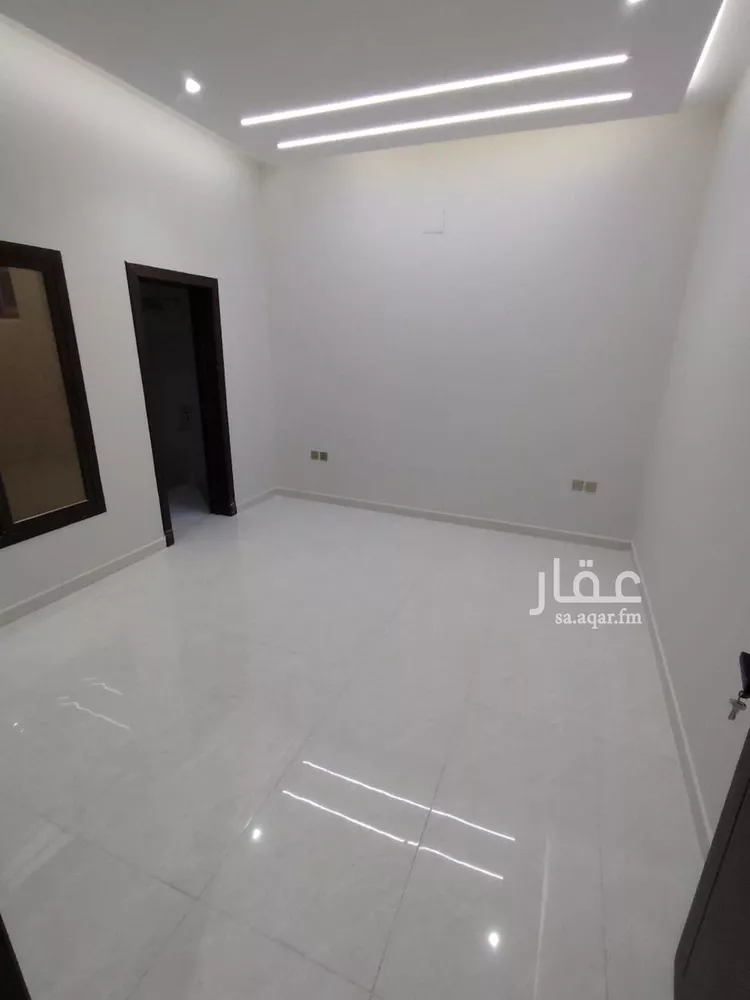 دور للبيع في شارع حسين الجزيري, حي الرمال, مدينة الرياض, منطقة الرياض صورة 2