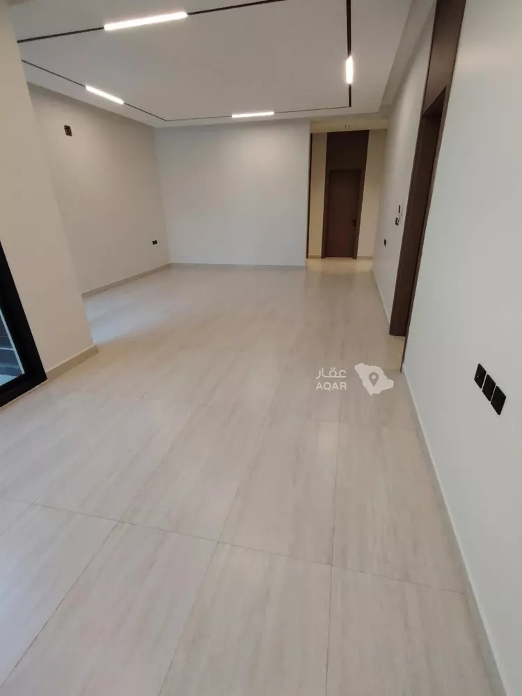 Floor for Sale in Riyadh Qurtubah 7