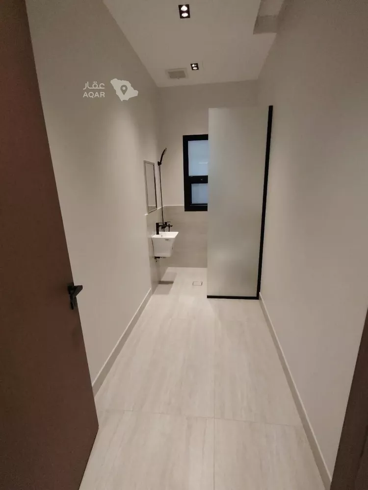Floor for Sale in Riyadh Qurtubah 10