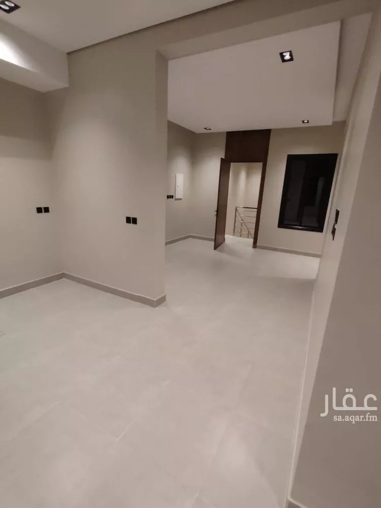 فيلا للبيع في شارع رقم 379, حي المونسية, مدينة الرياض, منطقة الرياض صورة 4