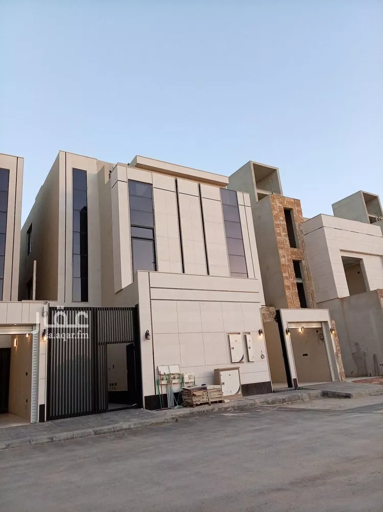 دور للبيع في شارع 19 المعيزيلة, حي المعيزيلة, مدينة الرياض, منطقة الرياض 1 صورة