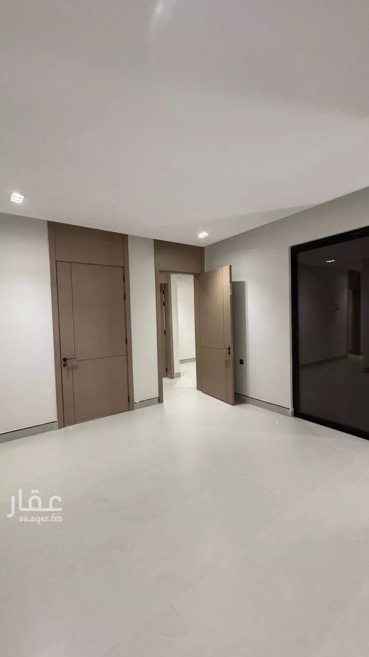 فيلا للبيع في شارع أبي الحسن علي الجرجاني4, حي الرمال, مدينة الرياض, منطقة الرياض 8
