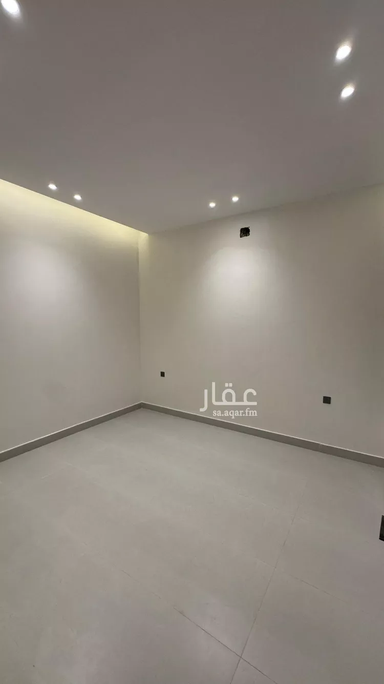 دور للبيع في شارع رقم 452, حي المونسية, مدينة الرياض, منطقة الرياض صورة 3