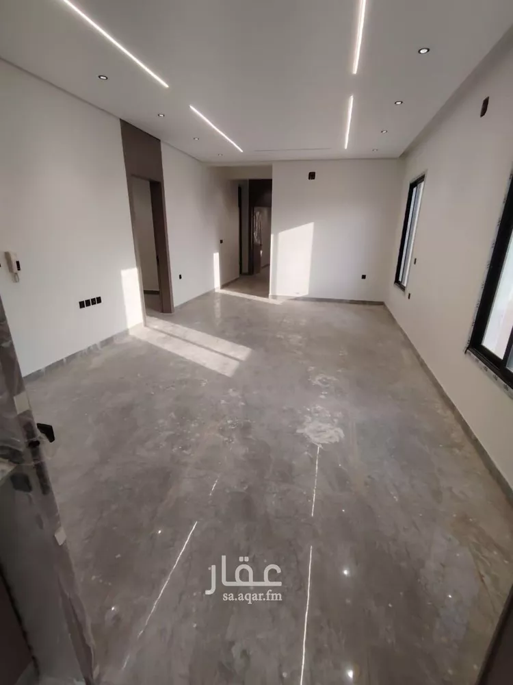 دور للبيع في شارع الصنوان, حي إشبيلية, مدينة الرياض, منطقة الرياض صورة 3