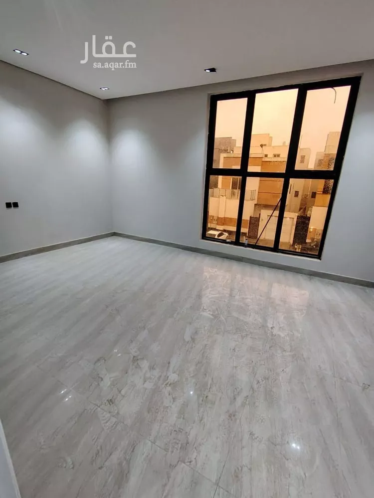 Floor for Sale in Riyadh Badr 8