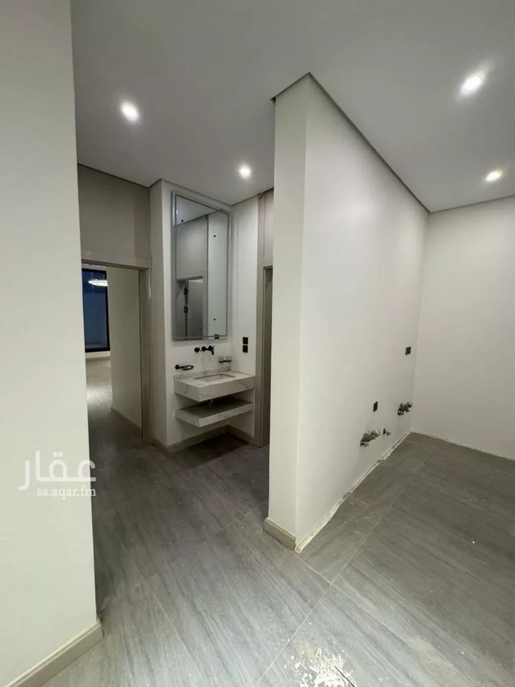 شقة للبيع في شارع يزيد بن مزيد الشيباني, حي الرمال, مدينة الرياض, منطقة الرياض 7