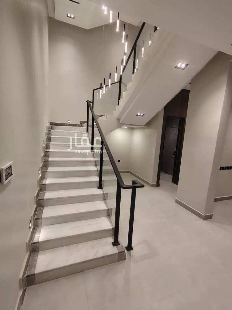 Villa for Sale in Riyadh Al Munsiyah 11