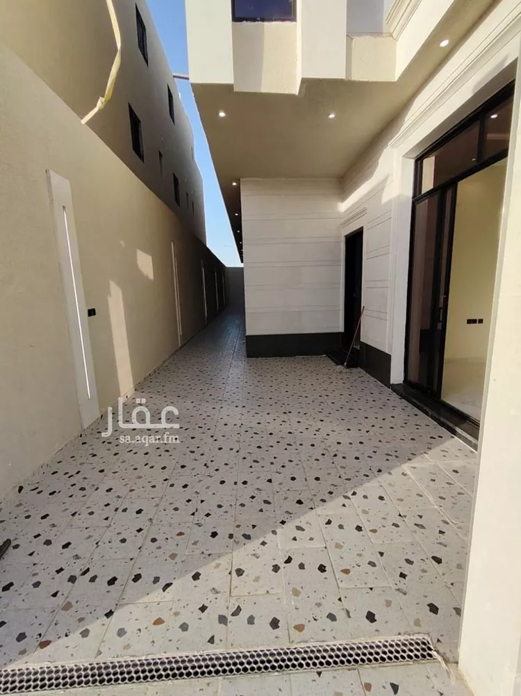 فيلا للبيع في شارع شارع, حي الجنادرية, مدينة الرياض, منطقة الرياض 16